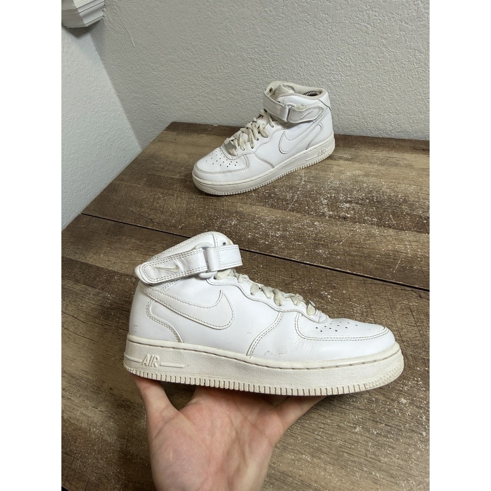 Nike Air Force 1 Mid 07 Womens 7 Triple White Leather Shoes Sneaker DD9625-100